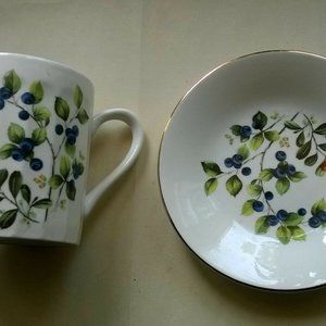 1985 Royal Kendal Blue Berries Cup & Saucer